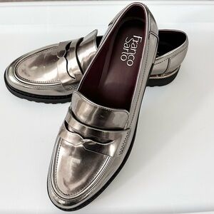 Franco Sarto Camrynn Lug Sole Penny Loafers Metallic Pewter 9M NWOT Women